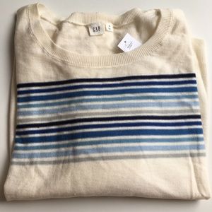 GAP cream sweater w/ blue & grey stripes on chest